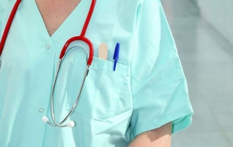 Un asistent medical a fost prins în timp ce făcea sex cu cadavrul unei femei. Soțul decedatei a văzut tot | FOTO