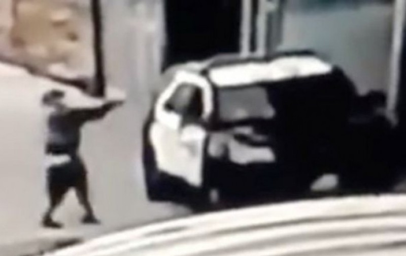 VIDEO | Doi polițiști din Los Angeles au fost împușcați într-o ambuscadă. Reacția vehementă a lui Trump