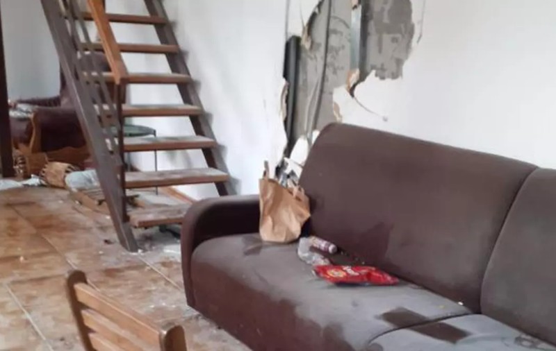 Tinerii care au devastat o pensiune din București de Revelion și-au aflat pedepsa după ce au spart pereții, iar televizoarele le-au aruncat de la etaj