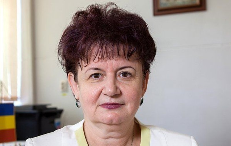 Președintele Societății de Epidemiologie: „Nu are nici un sens ca măștile să fie purtate sub barbă”. Ce alte sfaturi are prof. dr. Doina Azoicăi