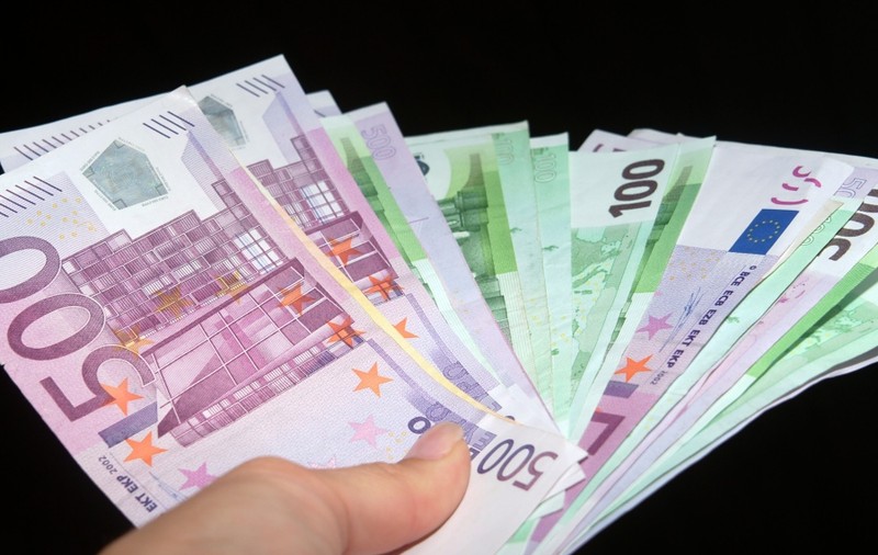 1.000.000 € din afaceri ilegale cu terenuri