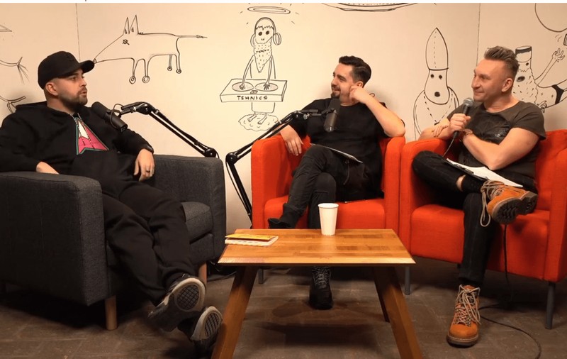 Cum a ajuns Speak să cânte  hip hop și R&B la un parastas, dar și să concerteze într-o sufragerie: „Eram cu tot cu dansatori, nu aveam program special de cumetrii”