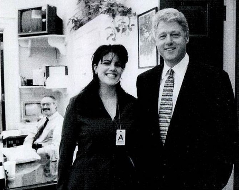 N-au făcut nici un spanac! După 21 de ani, Monica Lewinsky dezvăluie intimități de la actul sexual cu președintele Bill Clinton din Biroul Oval: «Am crezut că petele erau de la sosul de spanac de la cină»
