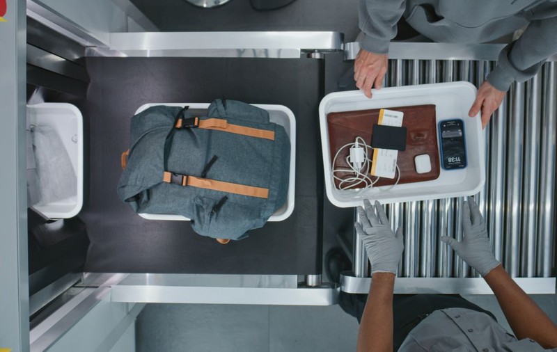 Primul aeroport din România care elimină limita de 100 ml la lichide în bagajul de mână