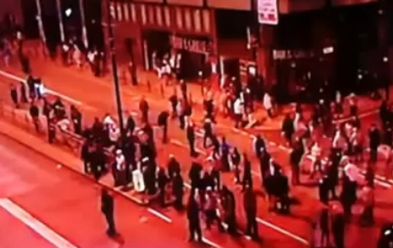 Video | Fiii anarhiei! Cele mai șocante imagini ale dezlănțuirii distrugătoare din Marea Britanie