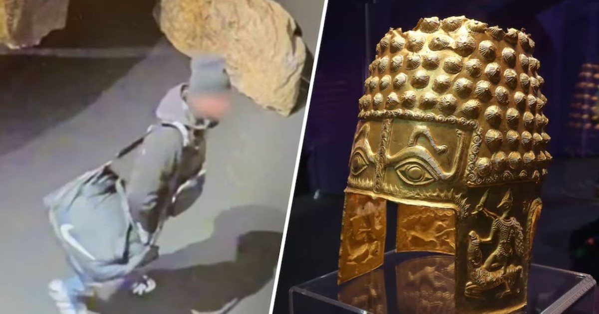 În stânga, un bărbat cu fața blurată, căciulă pe cap și o geantă sport pe umăr, iar în dreapta, coiful de la Coțofenești, cel care a fost furat de la muzeul Drents din Olanda