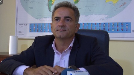 În iunie, Adrian Danielescu a vrut să-și depună demisia, după ce a aflat de vizita ministrului Nelu Tătaru în spital la câteva ore după ce acesta a fost la Rm. Sărat