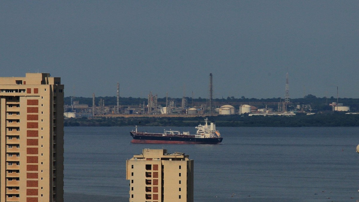 Petrolier Chevron surprins p 25 octombrie 2025 în lacul Maracaibo Foto: Profimedia