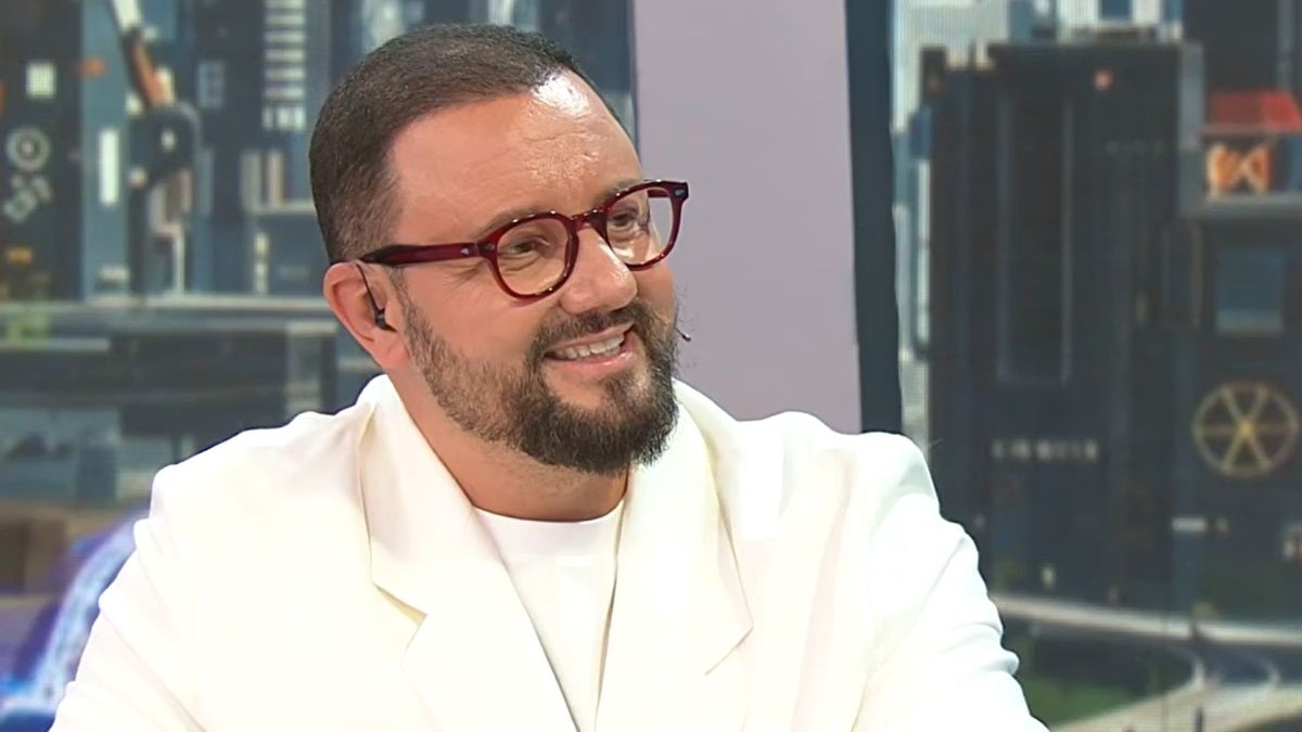 Cătălin Măruță prezintă emisiunea „Furnicuțele” la Antena 1 | Foto: captură YouTube