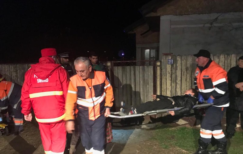 Un tată și fiul său de nouă ani au scăpat cu viață în mod miraculos dintr-un accident cumplit| FOTO/VIDEO