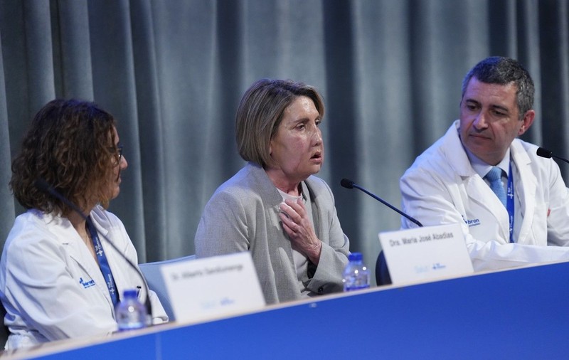 Primul transplant de față din lume, realizat în Barcelona. Microchirurg român de talie mondială: Este una dintre cele mai dificile operații