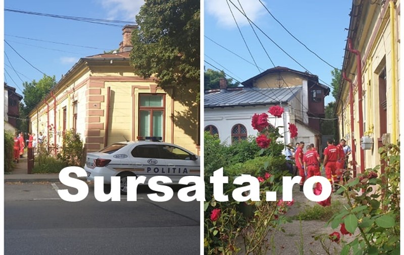 Bărbat din Pitești, descoperit mort în baie. Anchetatorii nu exclud o crimă după ce au găsit pete de sânge în casă și ușa de la intrare deschisă