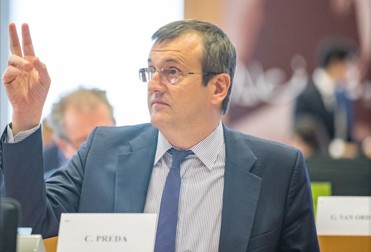 Cristian Preda crede că președintele Iohannis este pe cale să-și compromită șansele de a obține un mandat internațional după ce va pleca de la Cotroceni | Sursa foto: Arhiva personală Facebook