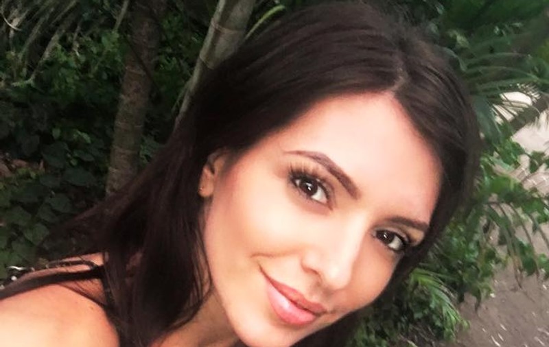 Schimbare de look pentru Celia! A trecut de la brunet la blond