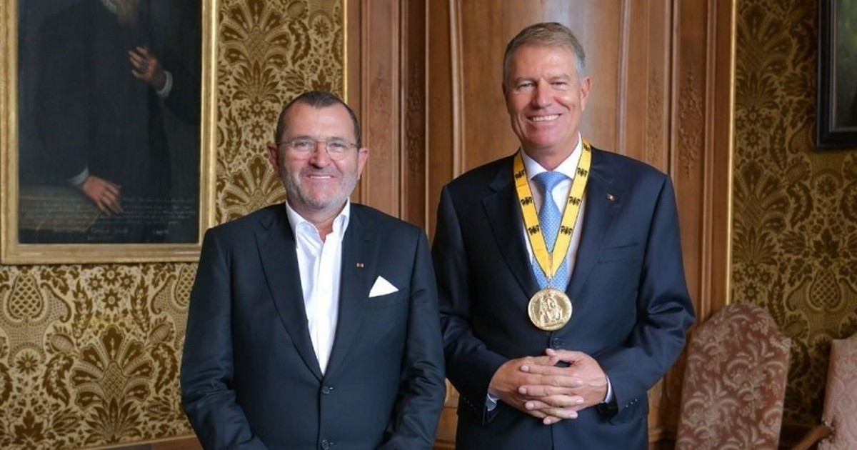 Klaus Iohannis, lângă Michael Schmidt. Foto: Fundația Schmidt / g4media.ro