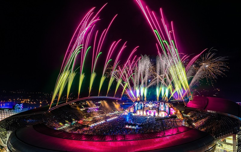 S-au anunțat noi artiști pentru UNTOLD 2022. Andreea Esca va pune muzică la festival