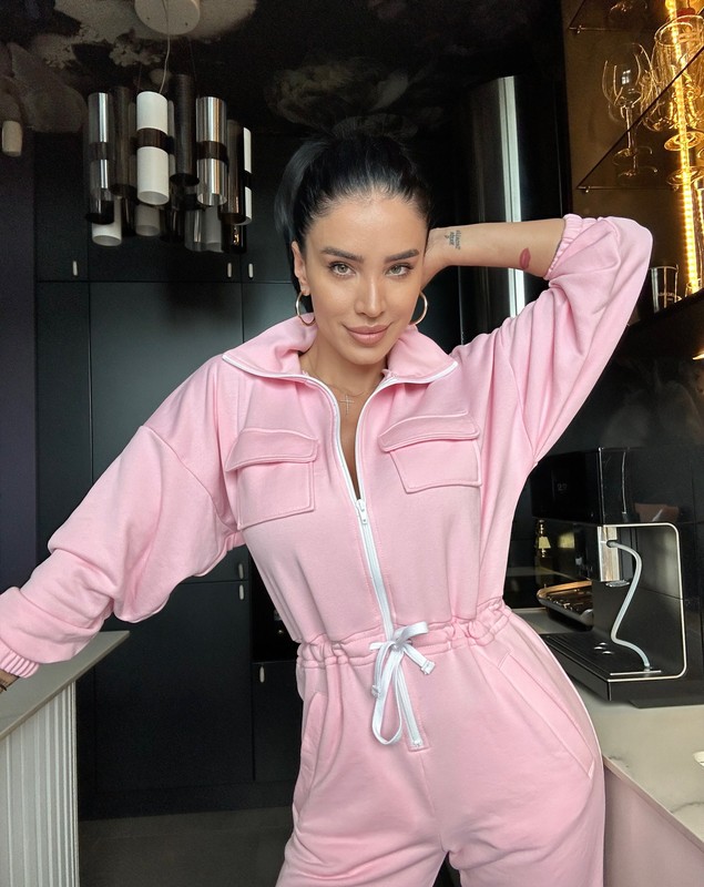 Cum se menține slabă Adelina Pestrițu. Trucul la care apelează înainte de ședințele foto