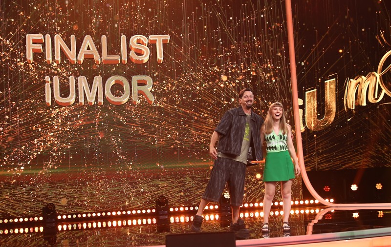A fost ales primul finalist din cel de-al 17-lea sezon „iUmor”. Cosmin Natanticu și-a folosit white card-ul