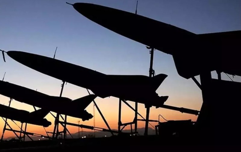 Armata rusă a atacat aerodromurile militare ucrainene. Moscova susține că distrus și un lansator american