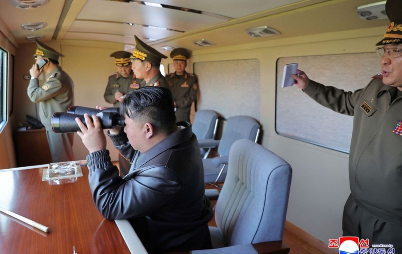 Kim Jong-un a supervizat un test cu rachete balistice. „Este important să perfecţionăm pregătirea de luptă a forţei nucleare”