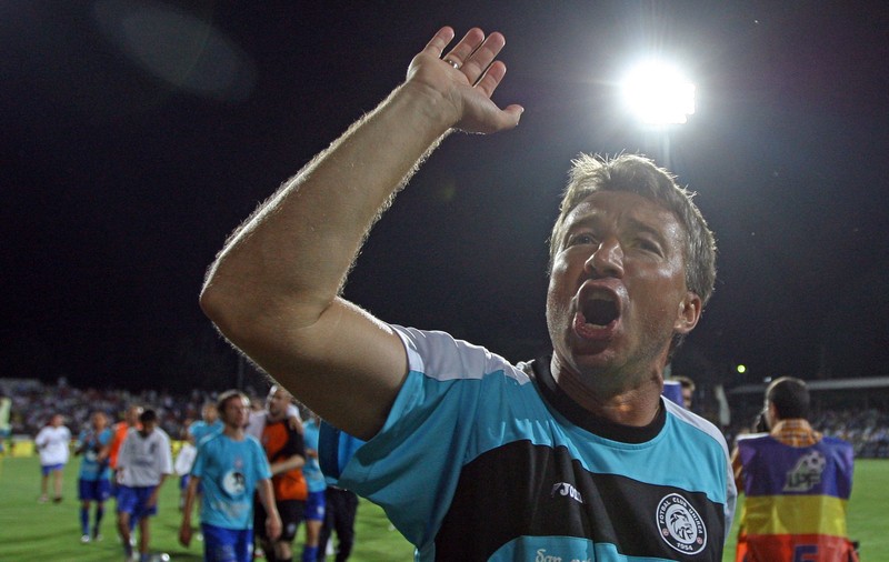 Dan Petrescu îi ia pe Kevin Boli și pe Ciprian Deac la Guizhou Hengfeng. Ce a spus ”Bursucul”, la despărțirea de CFR Cluj
