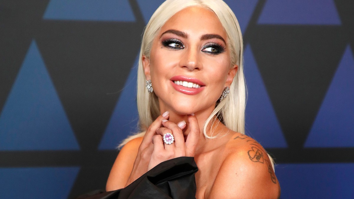 Lady Gaga organizează un festival muzical transmis din casele vedetelor