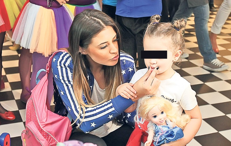 Maya, fetiţa Antoniei, are un MESAJ pentru TOŢI COPIII