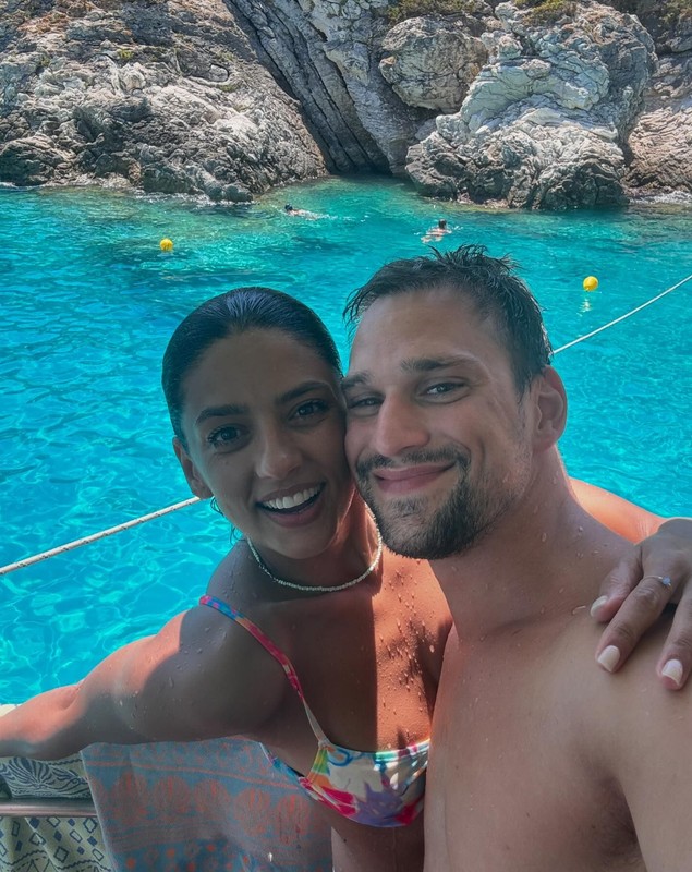 Vlad Gherman vorbește fără rețineri despre despărțirea de Cristina Ciobănașu, la câteva luni după ce s-a căsătorit cu Oana. „Cel mai greu moment din viața mea”