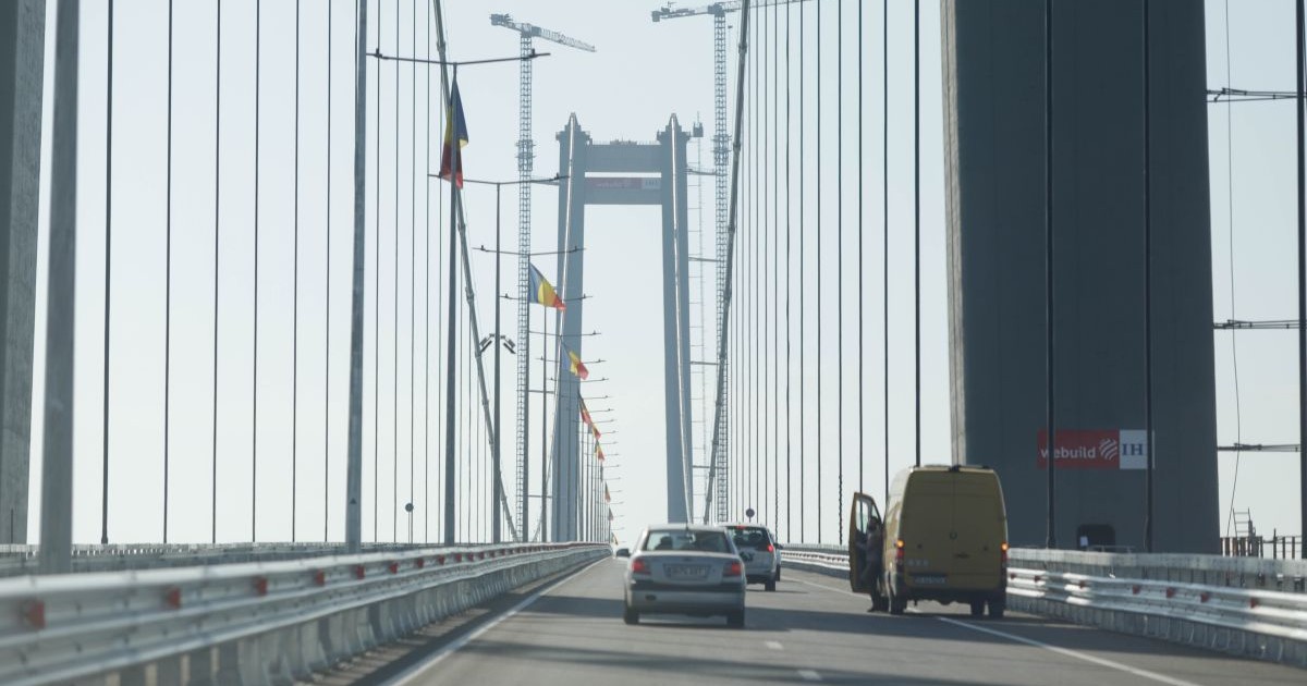 Podul suspendat peste Dunăre de la Brăila, al treilea ca mărime din Europa și una dintre cele mai complexe lucrări de infrastructură din România, a fost inaugurat pe 6 iulie 2023. Foto: Inquam Photos/ George Călin