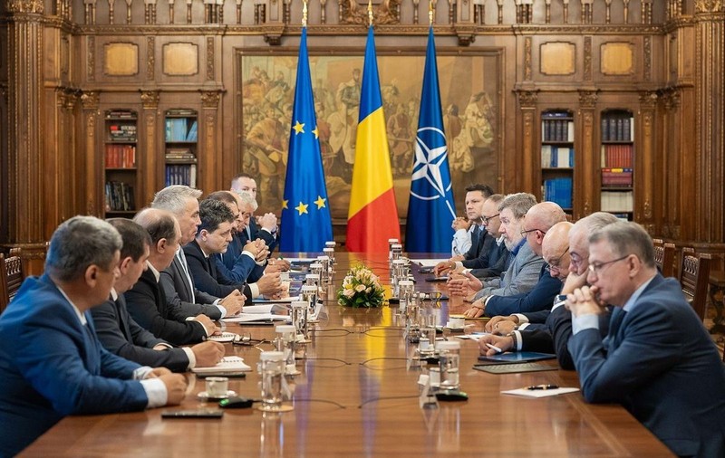 Întâlnire de urgență cu Nicușor Dan și liderii PSD, PNL, USR și UDMR, după ce maghiarii amenință cu ieșirea de la guvernare