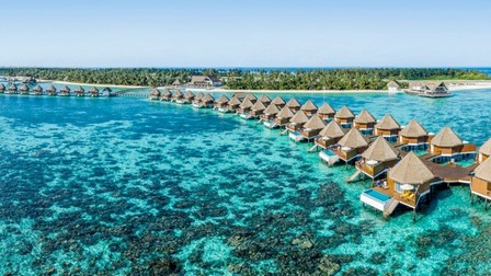 Mercure Maldives Kooddoo Resort