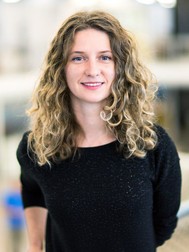 Mariana Popescu are 32 de ani și studiază la universitatea ETHZ din Elveția / foto: technologyreview.com