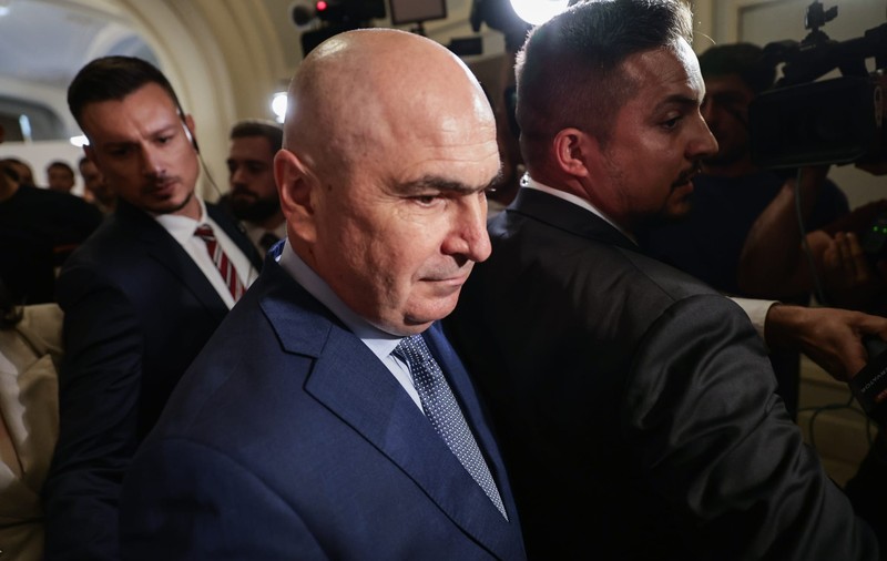 Conducerea PNL a respins cu un vot zdrobitor susținerea Guvernului Veștea și-i amenință cu excluderea pe partizani / „Nu îmi depun mandatul”