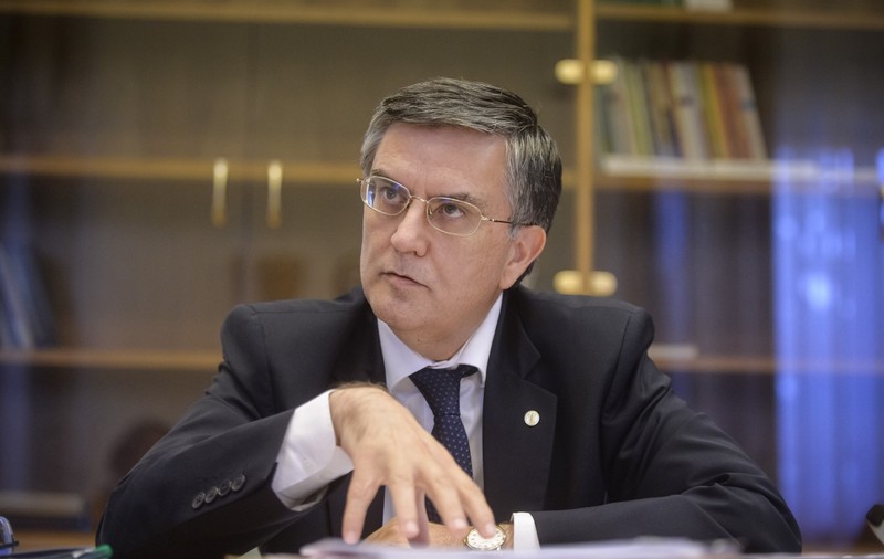 INTERVIU | Mircea Dumitru, vicepreședinte al instituției care dă verdicte de plagiat: „Cazul domnului Ciucă este foarte clar. Scuza domniei sale este lamentabilă”