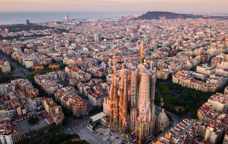 Barcelona a trecut prin cea mai fierbinte noapte din istoria recentă: o temperatură minimă de 29,4 grade Celsius