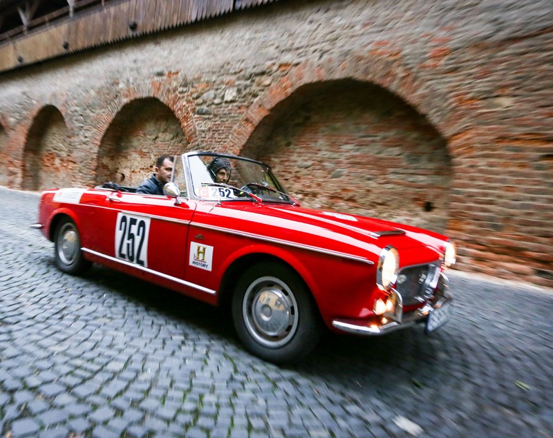 În 2016, Sibiul e capitala mașinilor legendare. Sibiu Rally Challenge, în calendarul Federației Internaționale de Vehicule Istorice