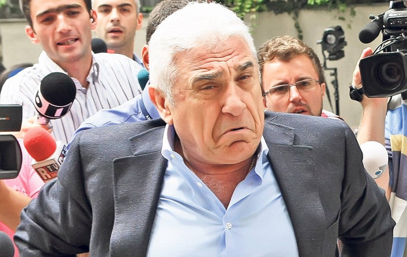 Ioan Becali a scris o carte în închisoare! Beneficiază de o reducere a pedepsei?