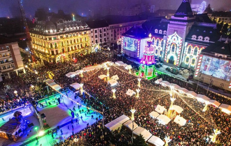 Târgul de Crăciun din Craiova, recomandat de nemți: „E cel mai mare din Europa. Vizitați-l!”