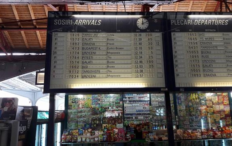 Trenurile mai pot întârzia încă cinci ani; Ministerul Transporturilor vrea să amâne plata despăgubirilor pentru călători până în 2024