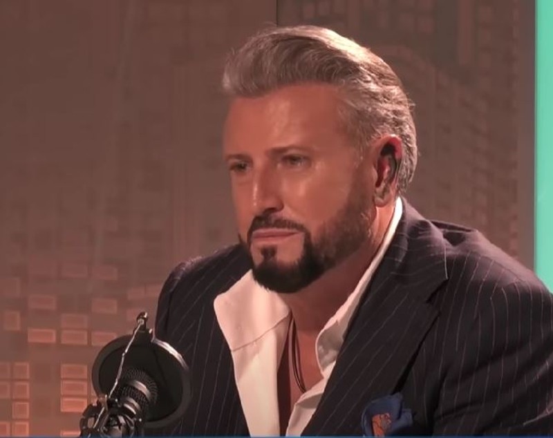 Cătălin Botezatu l-a îmbrăcat pe Teodor Meleșcanu: „Era unul dintre clienții noștri”. Ce a dezvăluit designerul despre politician
