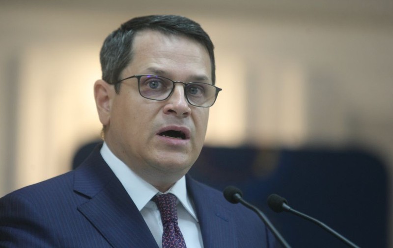 Directorul SRI, Eduard Hellvig, audiat joi în Parlament