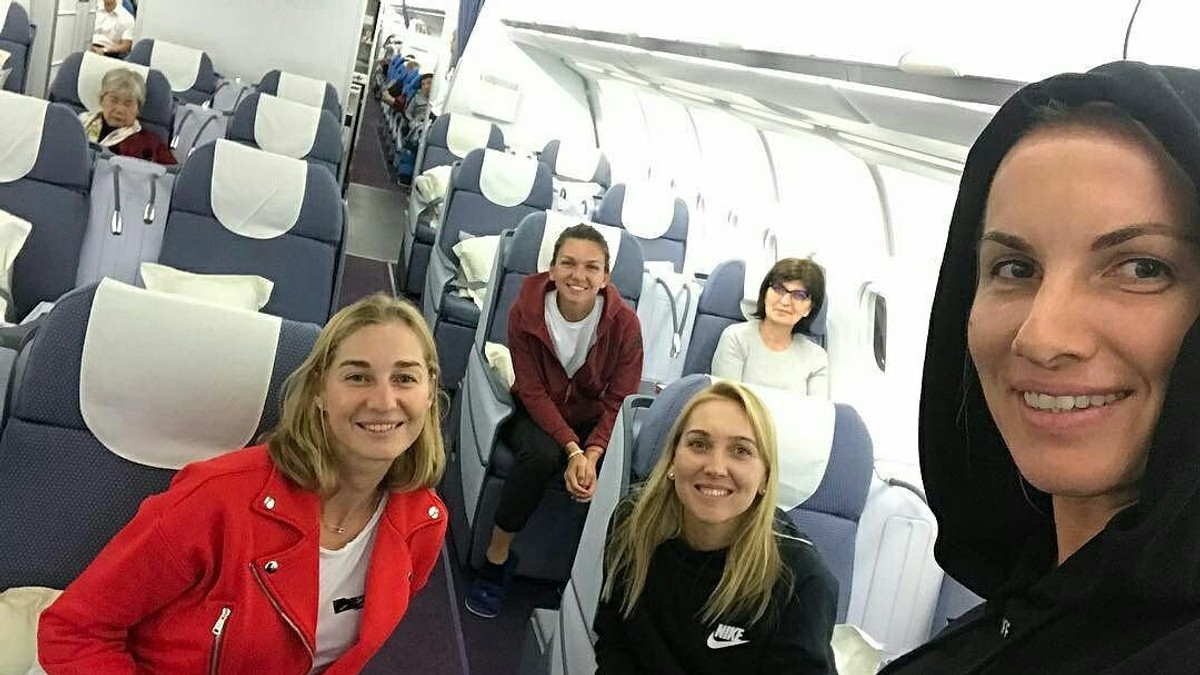 Pe cine a luat Simona Halep în China