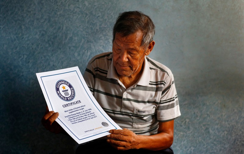 A murit Ang Rita, legendarul ghid alpinist care a escaladat de 10 ori vârful Everest fără oxigen suplimentar