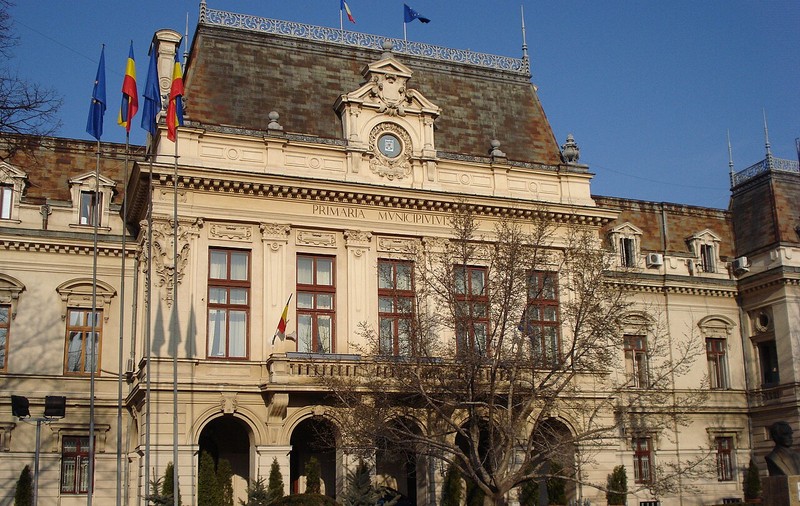Procurorii DNA au descins la Primăria Iași. Sunt verificate achiziții bizare de cărbune, dar și păcura livrată Republicii Moldova