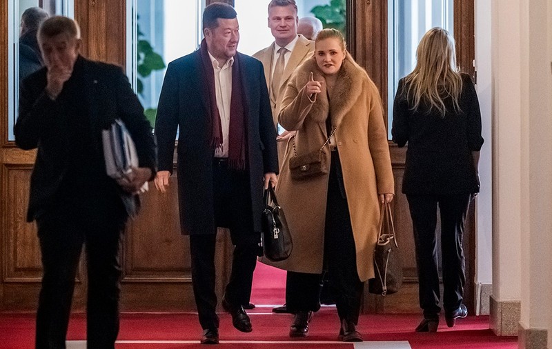 Tomio Okamura si Lenkă Čejková