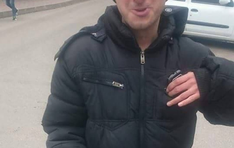 FOTO EXCLUSIV / Ce s-a ales de celebrul Ciprian ”Nu știu d-astea”! S-a angajat cu 20 de lei pe zi ca să-și găsească nevastă