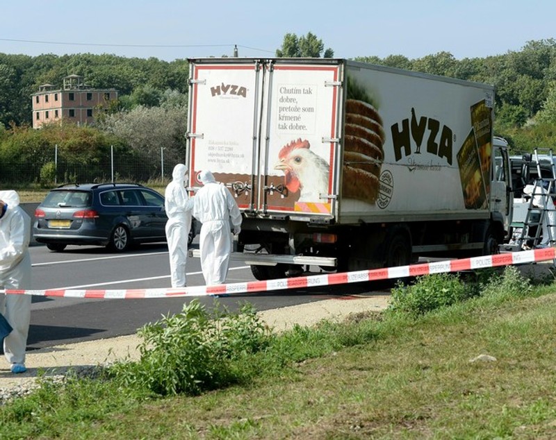 Mobilizare de forțe în Marea Britanie după ce 39 de cadavre au fost găsite în containerul unui camion. Ce știu autoritățile până acum
