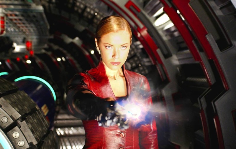 Kristanna Loken, actriţa din Terminator 3, ”S-A TUNAT” în România
