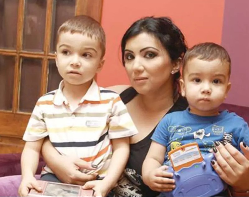 Decizia luată de Adriana Bahmuțeanu, după ce instanța a refuzat să îi dea copiii: „Mergem la atac”. Cine are grijă acum de băieții ei