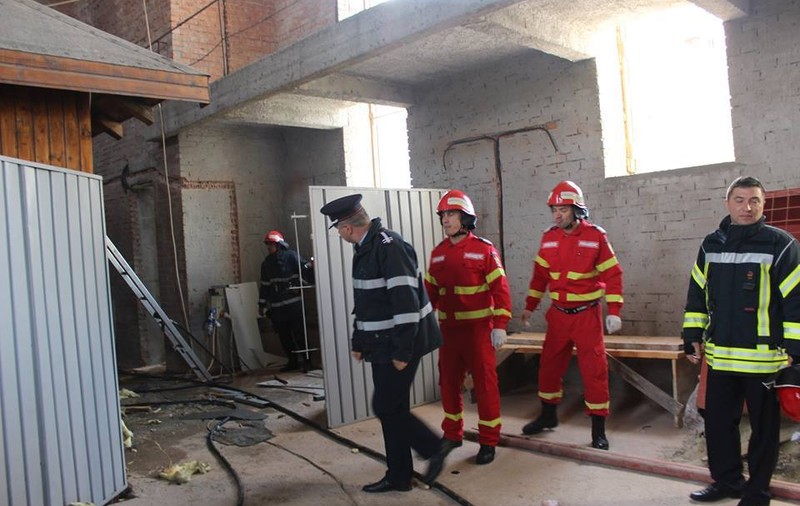 Termenul pentru obținerea autorizației de securitate la incendiu expiră la data de 30 septembrie 2017. După această dată, proprietarii clădirilor riscă amenzi uriașe